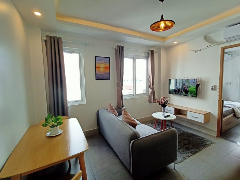 Nguyen Ba Huan Apartment for rent 7