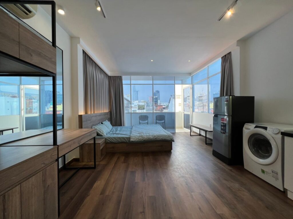 Balcony Studio for rent in District 1 Co Giang street 3