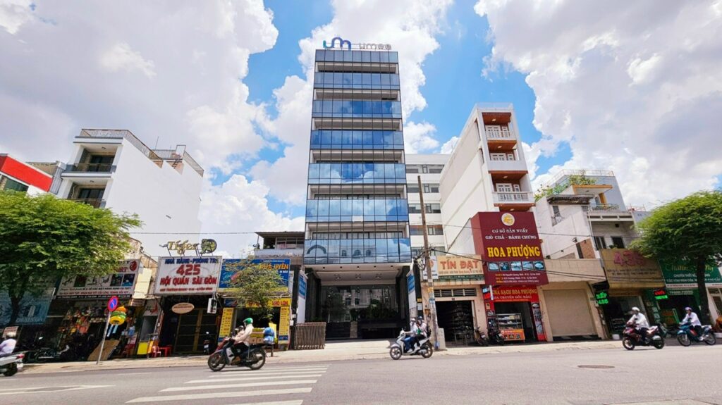 427 Building Truong Chinh Office for lease in Tan Dinh District (1)
