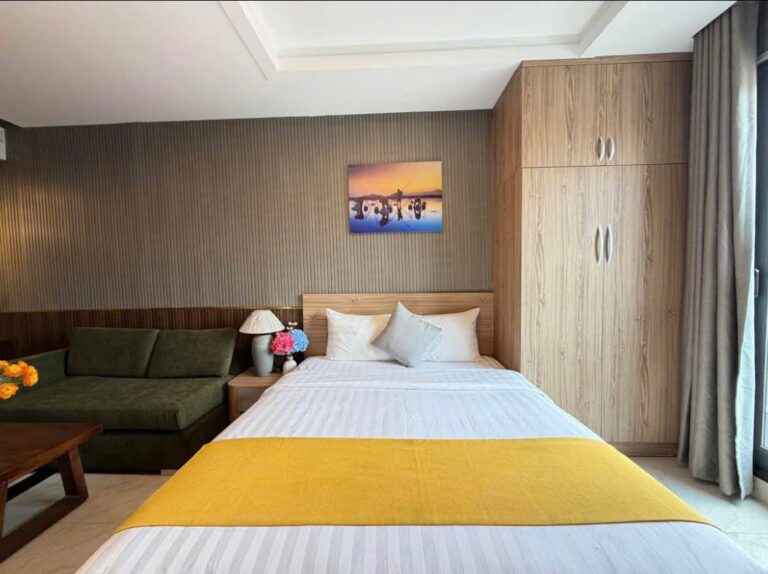 35 sqm Full-Service Studio on 66th Street, Thao Dien, HCMC – Photo 13