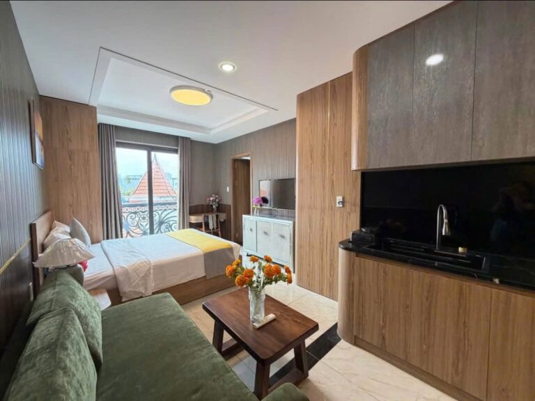 35 sqm Full-Service Studio on 66th Street, Thao Dien, HCMC – Photo 3