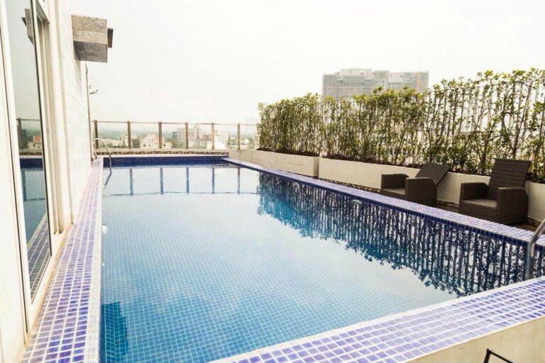 ホーチミン市2区タオディエンのバルコニー付きヨーロピアンスタイル1BR 50m²アパート – 写真 2