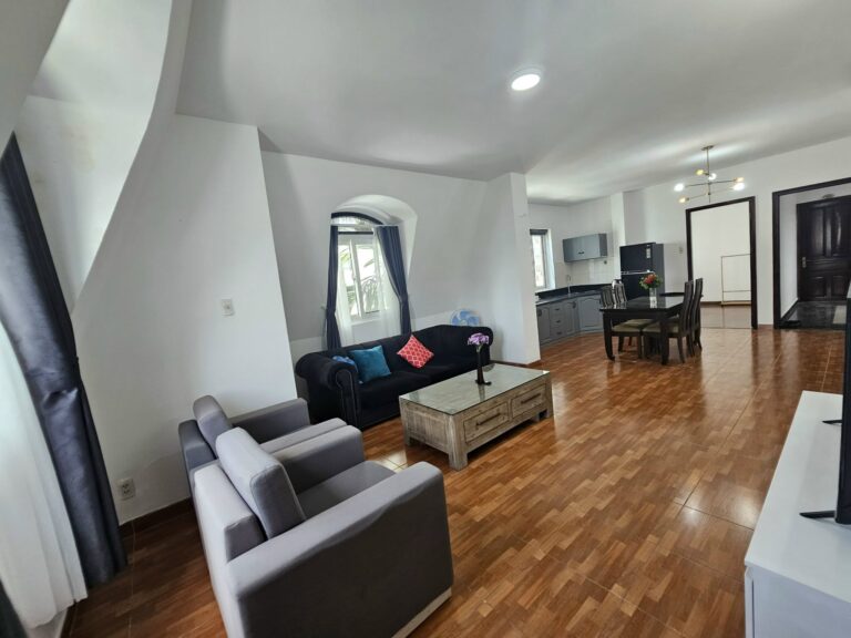 ホーチミン市2区タオディエンのペット可2ベッドルームサービスアパートメント – 写真 1