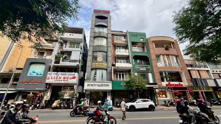 Office space on Võ Văn Tần frontage, District 3, HCMC – Photo 1