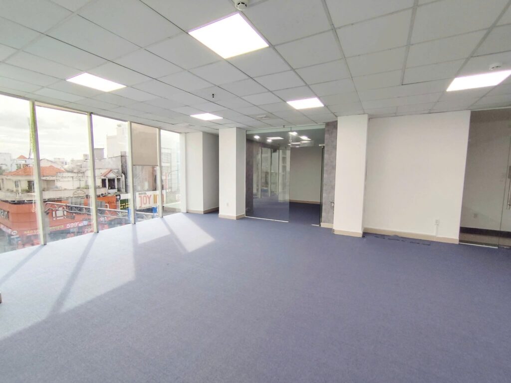 ホーチミン市タンビン区 3.1階 100m2オフィスフロア賃貸 – 写真 1