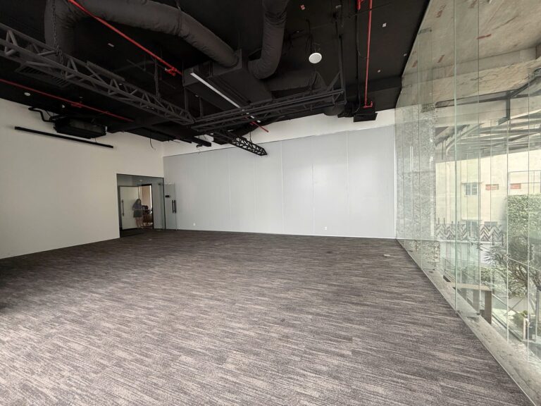 호치민 1군 Mạc Đĩnh Chi 대로 441m² 사무실 층 – 사진 3
