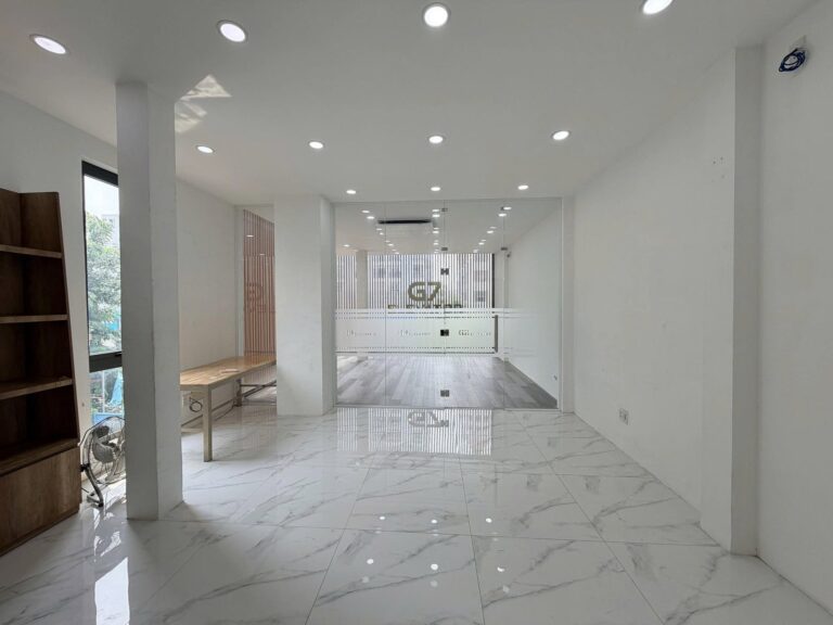 ホーチミン市タンビン区Cộng Hòa通り90m2オフィスフロア賃貸 – 写真 7
