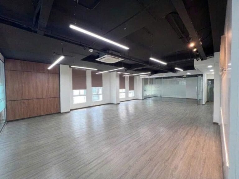 호치민 쩐칸주 거리 160m² 사무실 임대 – 사진 2