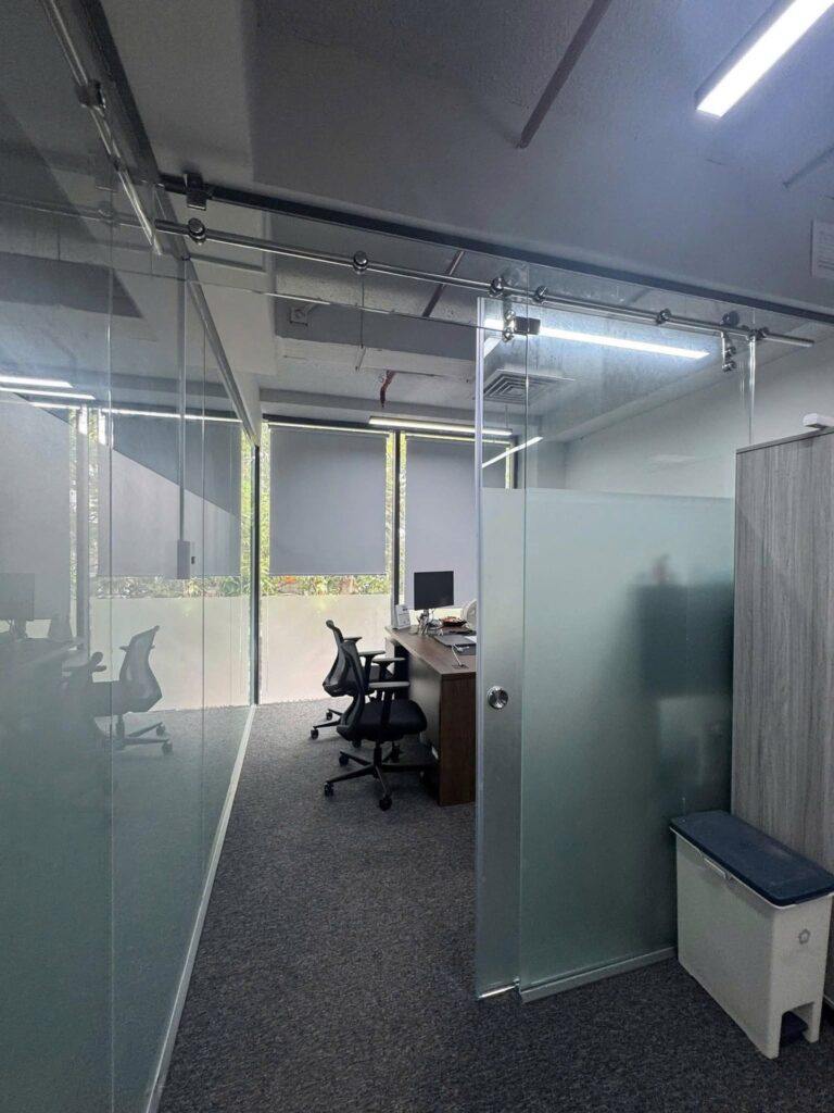 호치민 디엔비엔푸 거리 105m² 사무실 임대 – 사진 3