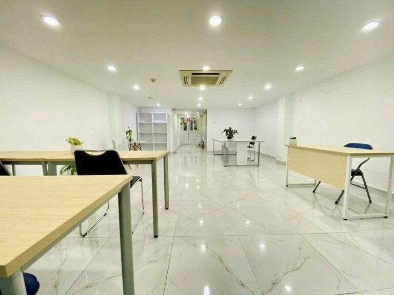 ホーチミン市タンビン区 45 m2 家具付きオフィスフロア賃貸 – 写真 2