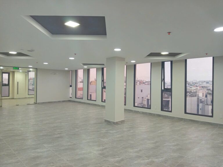 New Office for Rent on Cach Mang Thang 8, District 3, HCMC – Photo 2