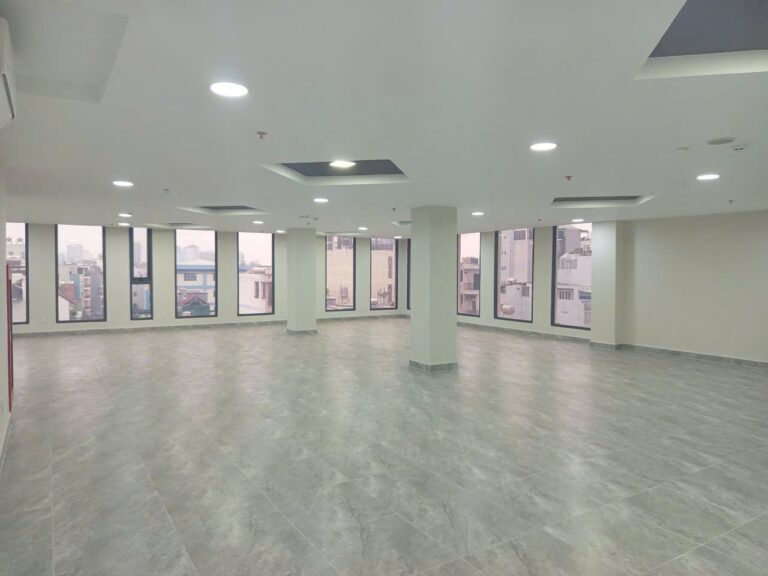 New Office for Rent on Cach Mang Thang 8, District 3, HCMC – Photo 3