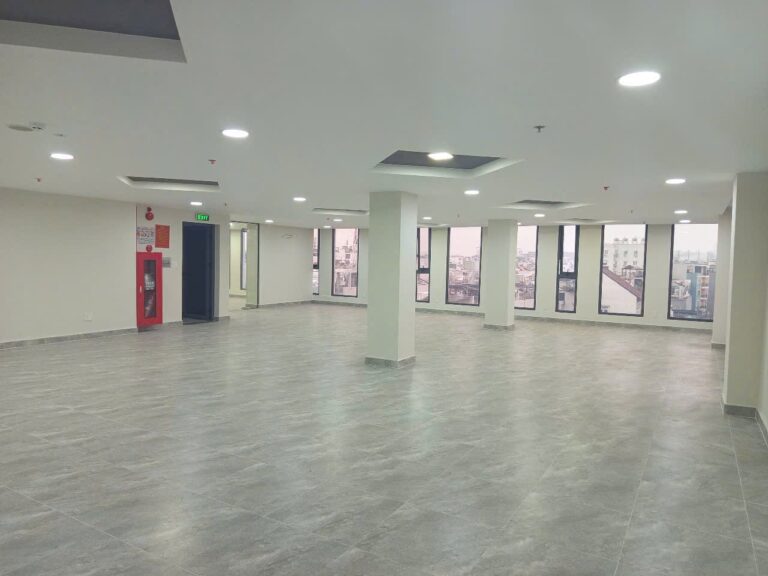 New Office for Rent on Cach Mang Thang 8, District 3, HCMC – Photo 4