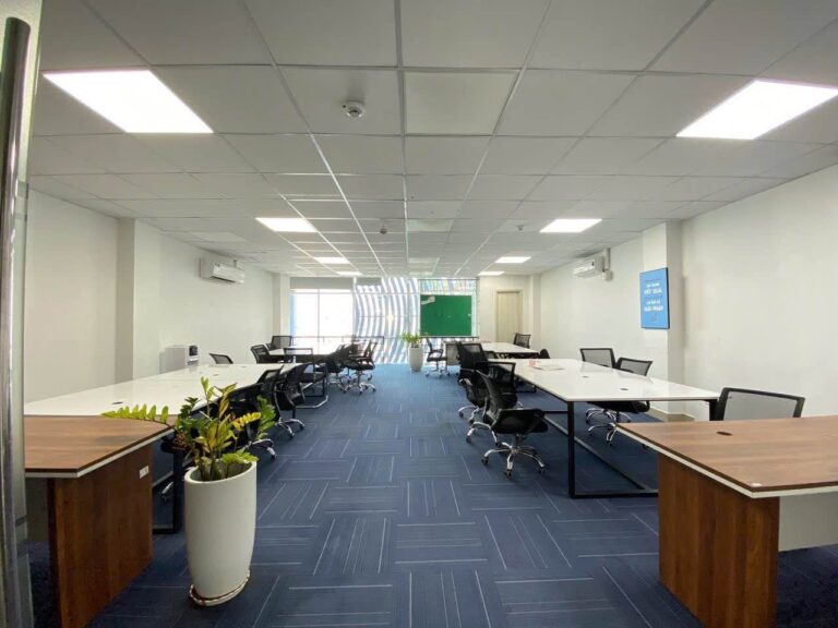 Office Floors for Rent on Bạch Đằng, Tân Bình, HCMC – Photo 3