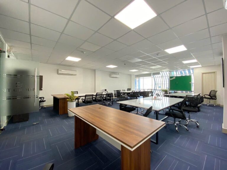 Office Floors for Rent on Bạch Đằng, Tân Bình, HCMC – Photo 4