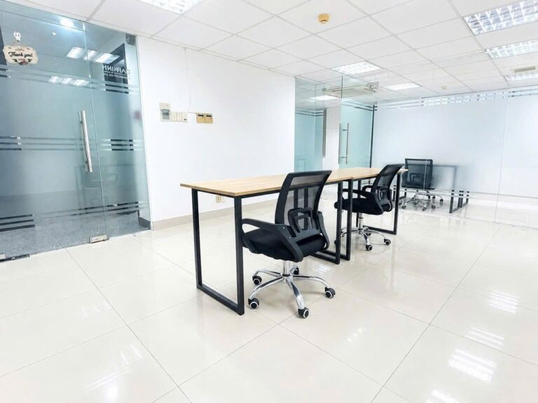 ホーチミン市1区 Nguyễn Phi Khanh の42m²オフィス – 写真 1