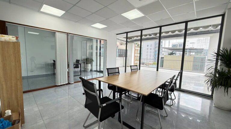 110m2 Office for Rent in Phu Nhuan, HCMC – Photo 1