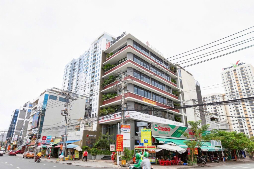 胡志明市守德市Rubicon大楼全装修办公室 – 照片 1
