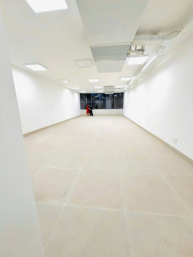 호치민시 빈탄 Nguyễn Xí 81m² 사무실 임대 – 사진 3
