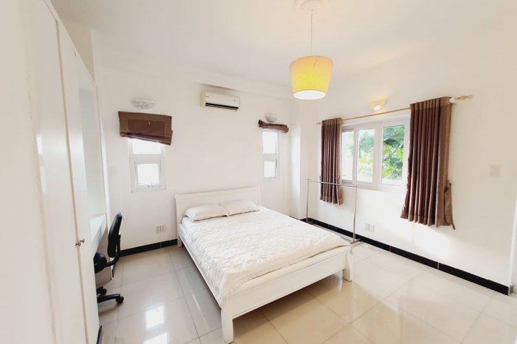 1 Bedroom apartment 45 m2 Big Balcony in District 2 Street 59 Thao Dien 3