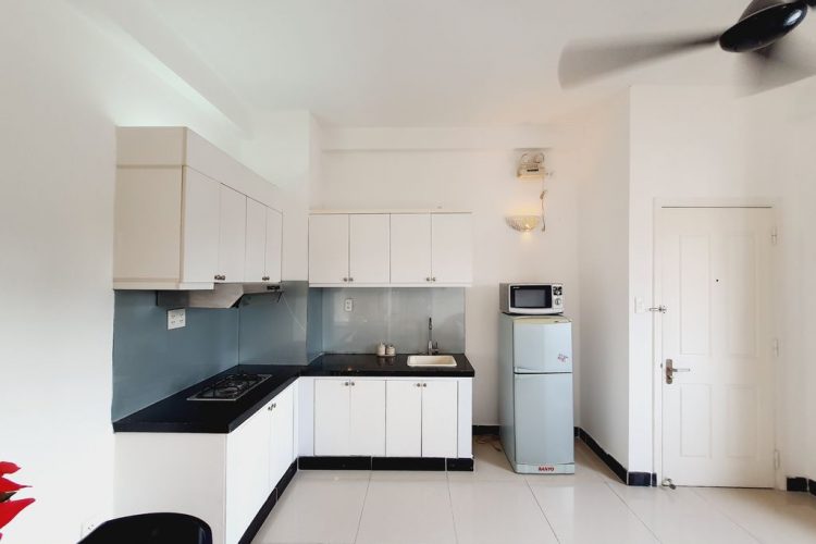 1 Bedroom apartment 45 m2 Big Balcony in District 2 Street 59 Thao Dien 6