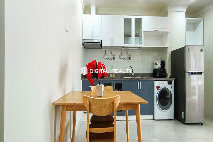 1 Bedroom apartment 45 m2 Big Balcony in District 2 Street 66 Thao Dien 1