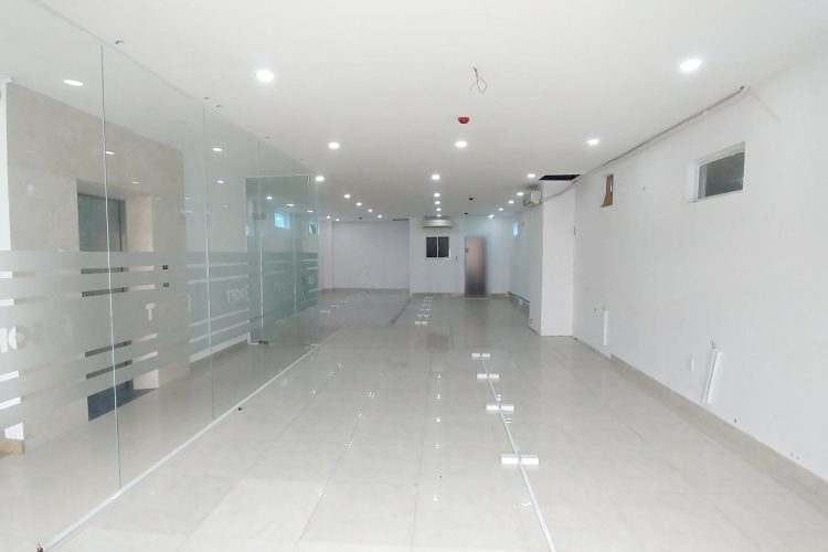 127 Building Office for lease in District 10 (3)