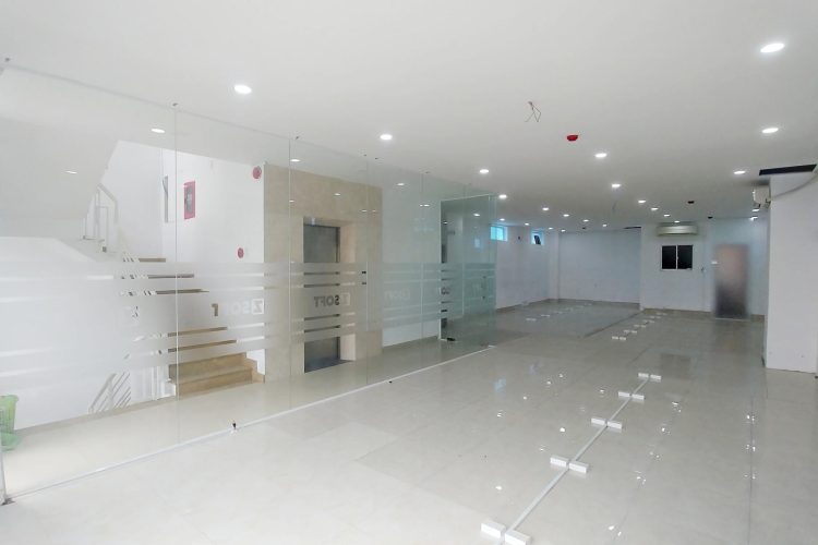 127 Building Office for lease in District 10 (4)