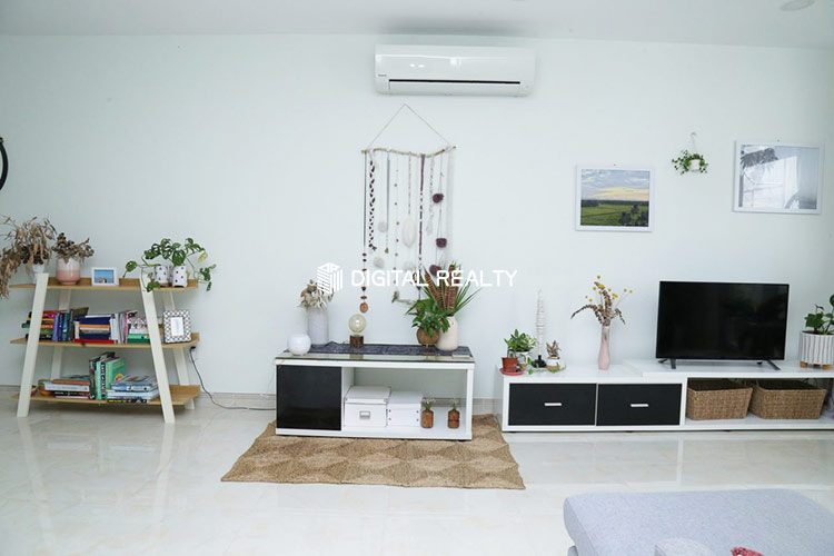 Apartment for rent which have 2 Bedroom located on Nguyen Van Huong street 6