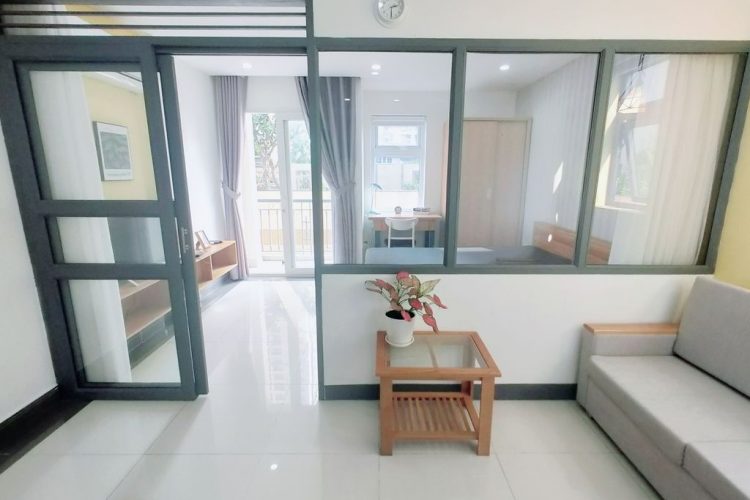 Balcony Apartment with Good view 1 Bedroom in District 2 Street 64 Thao Dien 2
