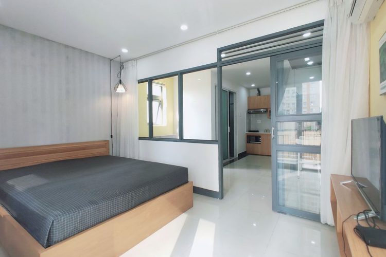 Balcony Apartment with Good view 1 Bedroom in District 2 Street 64 Thao Dien 8