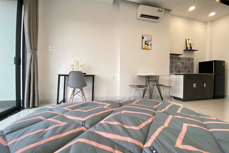 Balcony Studio for rent in District 2 Nguyen Ba Lan street Thao Dien 11