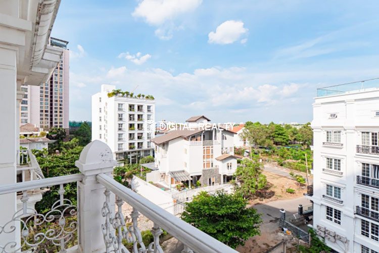 Big space 120 sqm 3 Bedrooms For rent in Thao Die 5