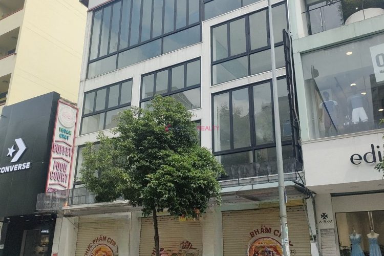 Building for lease in District 1 Ho Chi Minh city 11