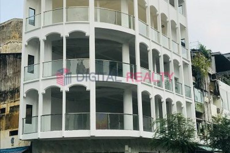 Building for lease in District 1 Ho Chi Minh city 9