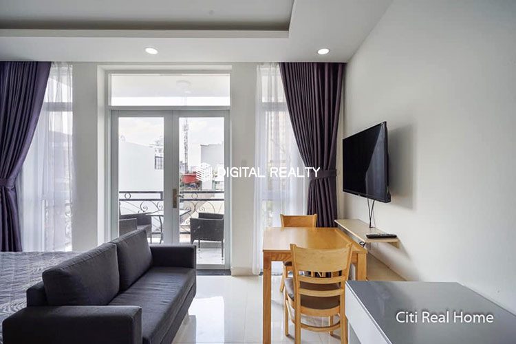 Cheap Balcony Studio for rent in Thao Dien