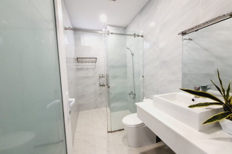 District 2 1 Bedroom with Balcony for rent on Nguyen Ba Huan street Thao Dien 11