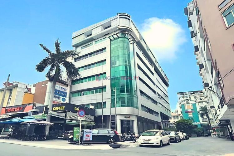 Duc Linh Building Office for lease in District 10 HCMC (1)