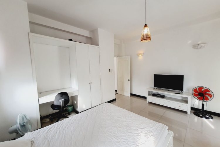 Fully Furnished Big Balcony 1 Bedroom in District 2 Street 59 Thao Dien 13