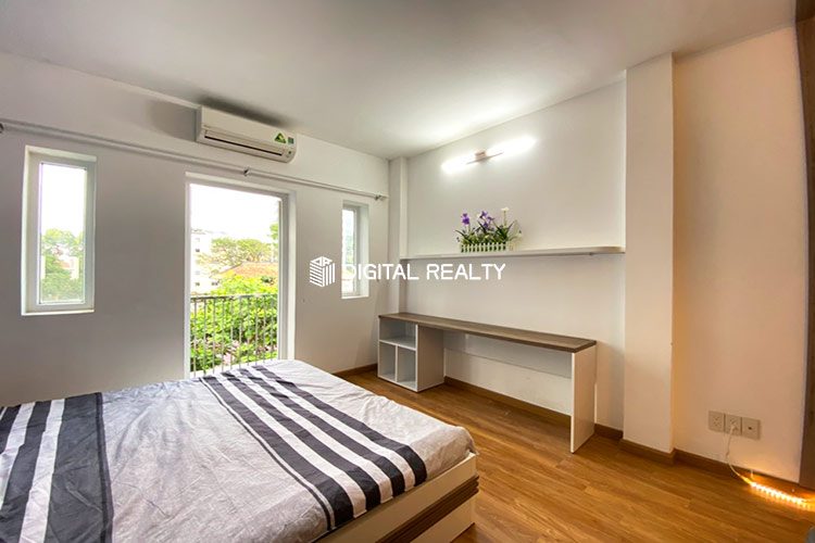 Fully Furnished One Bedroom For Rent on Truong Dinh street Center HCMC 4