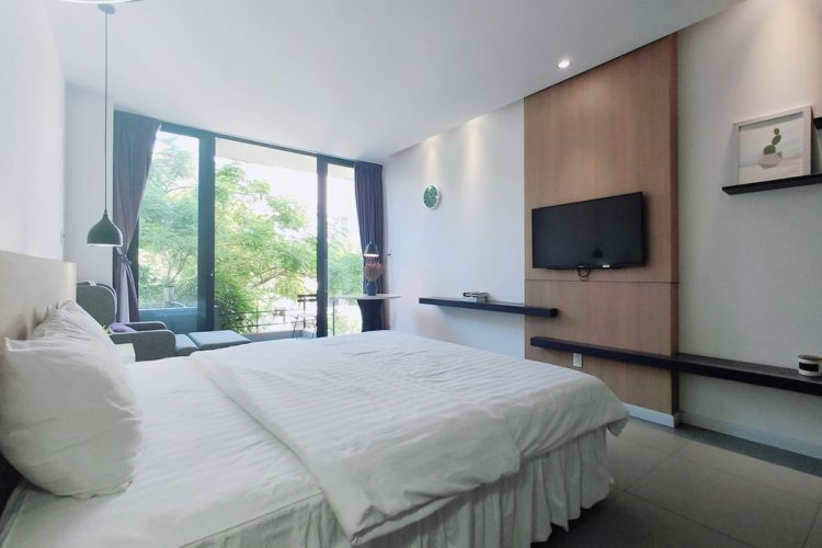 Fully furnished One Bedroom with balcony in Sanchu House Thao Dien 7
