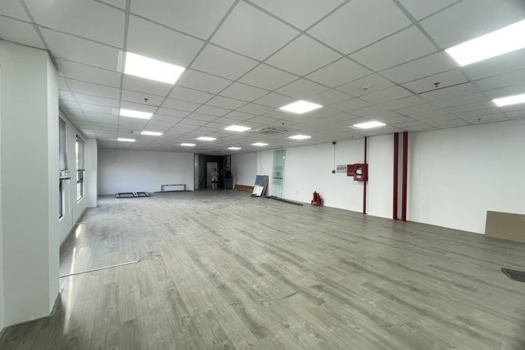 Gold Star Nguyen Thuong Hien Office for lease in Binh Thanh District HCMC (11)