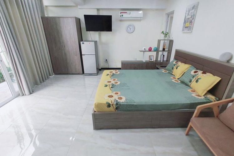 Ground floor Studio with small garden in Binh Thanh for rent 11