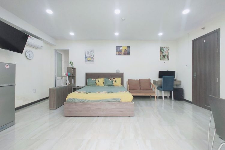 Ground floor Studio with small garden in Binh Thanh for rent 3