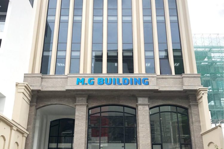 MocGia Office for lease in Tan Dinh District (1)