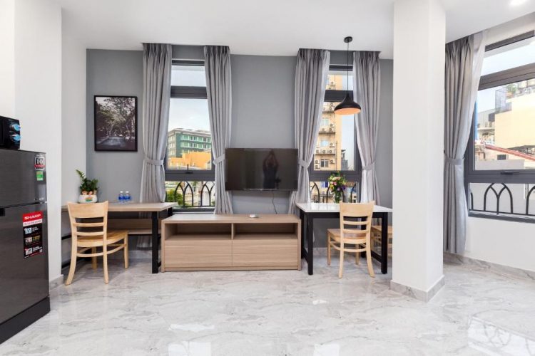 Nice Serviced Studio for rent in Phu Nhuan Tran Khac Tran Street 2