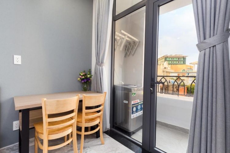 Nice Serviced Studio for rent in Phu Nhuan Tran Khac Tran Street 7