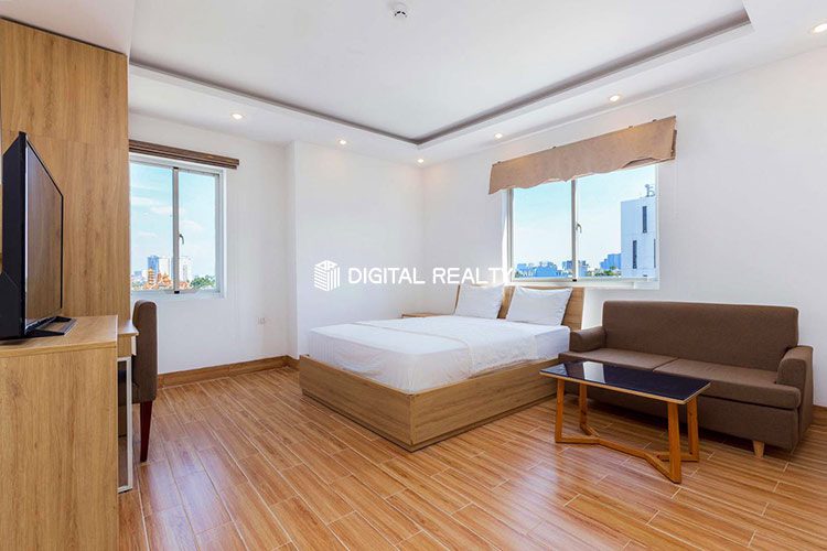 Nice Studio for rent on Phan Dinh Phung st 10