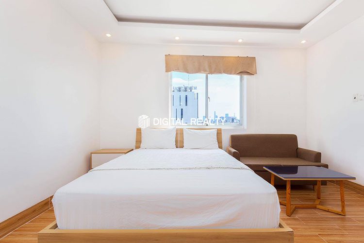 Nice Studio for rent on Phan Dinh Phung st 2