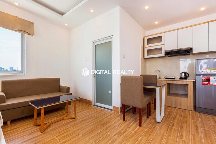 Nice Studio for rent on Phan Dinh Phung st 9